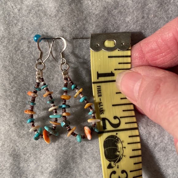 Santa Domingo hoop turquoise and spiny oyster earrings - Picture 3 of 3